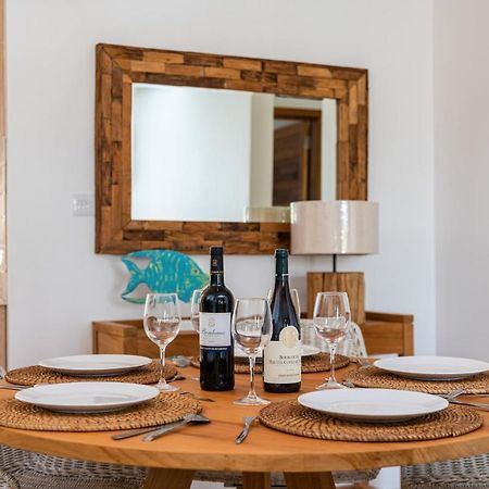 West Wood Holiday Apartment, C6 - Flic En Flac With Pool At A Quiet Location, Beautifully Decorated And Close To The Beach Экстерьер фото
