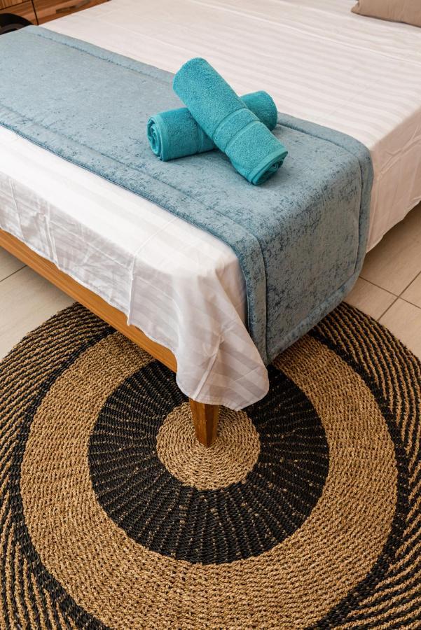West Wood Holiday Apartment, C6 - Flic En Flac With Pool At A Quiet Location, Beautifully Decorated And Close To The Beach Экстерьер фото